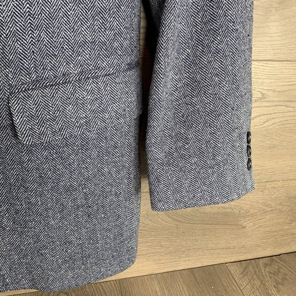 Mens Herringbone Gray Single-Breasted Blazer Jacket Two-Button Closure Made In C - Picture 5 of 9